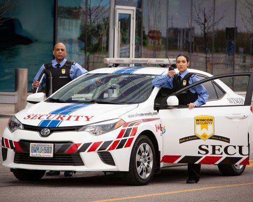 mobile-patrol-security-toronto-wincon-two-guards